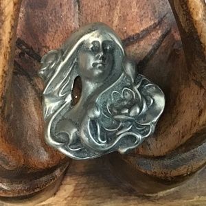 Retro metal(pewter?) brooch